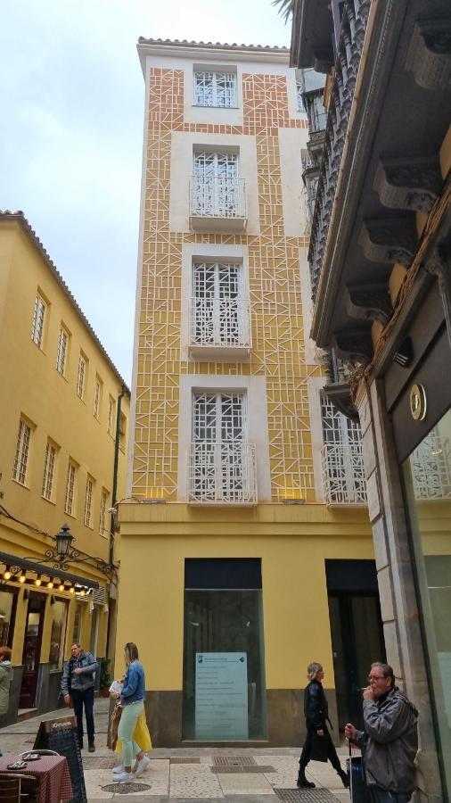 Puerta De Alhambra Apartment Malaga Bagian luar foto